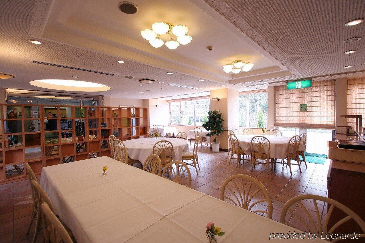 Shin Osaka Station Hotel Annex Екстериор снимка