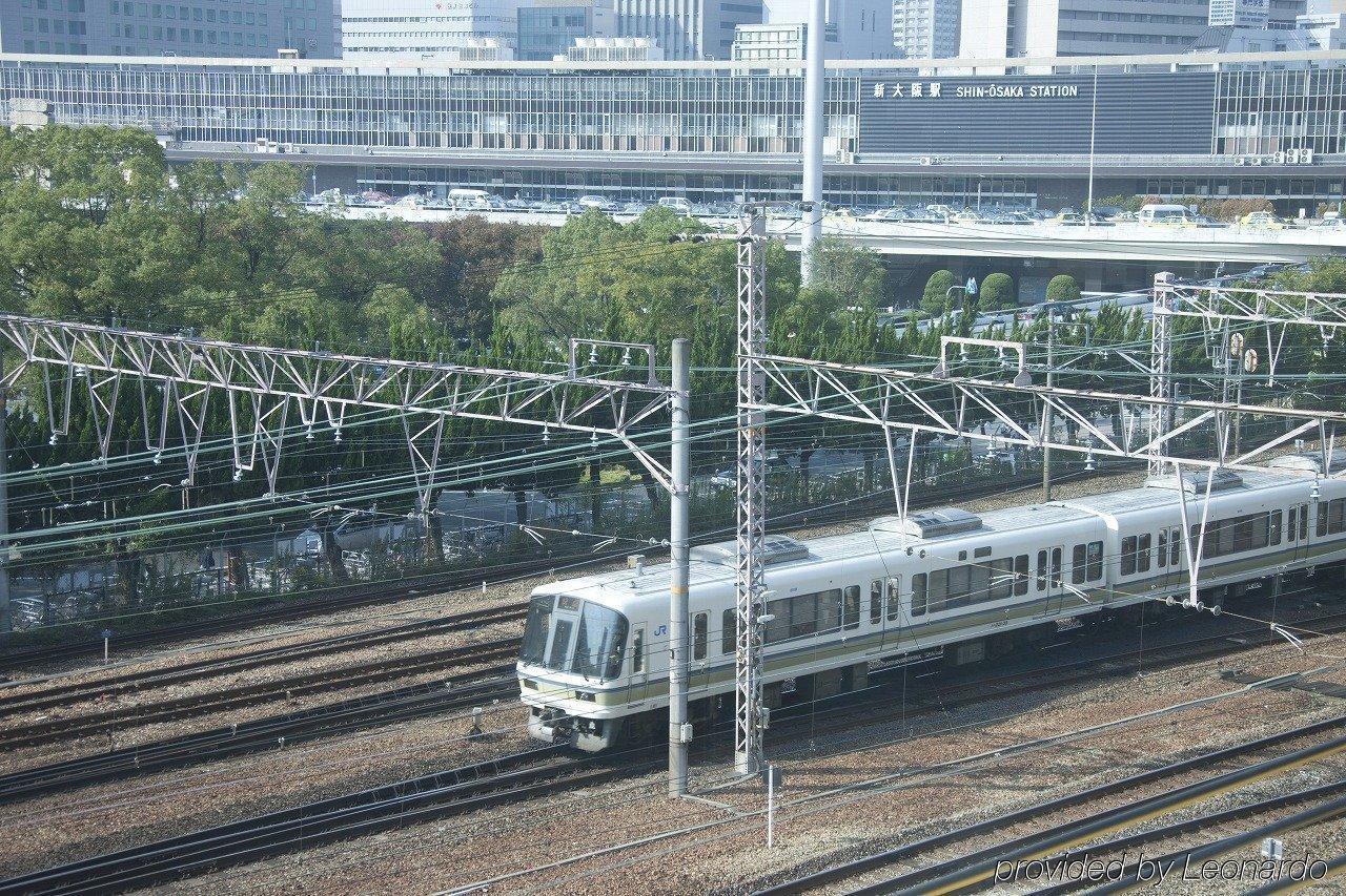 Shin Osaka Station Hotel Annex Екстериор снимка
